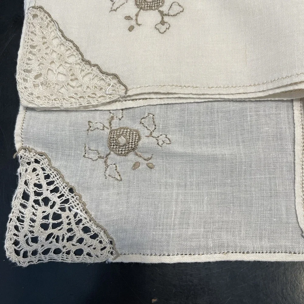 Vintage Linen Embroidered Crochet Tablecloth 6 Napkins Set Floral Scalloped Edge
